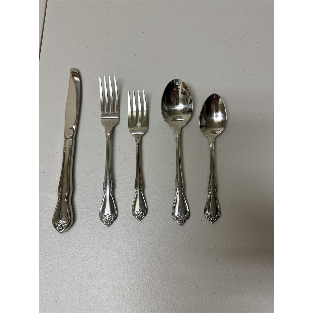 Oneida Arbor Rose - TRUE ROSE Stainless Silverware Flatware 5 Pc Place Setting